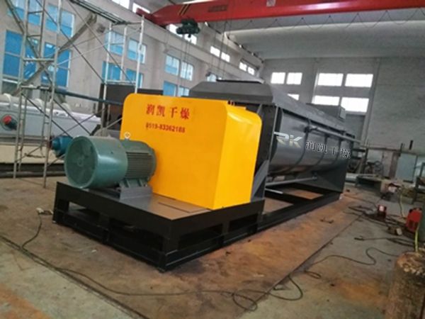 技術(shù)領先 潤凱干燥非標槳葉干燥設備老客戶再填新單